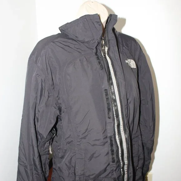North Face Windbreaker - Picture 2 of 4